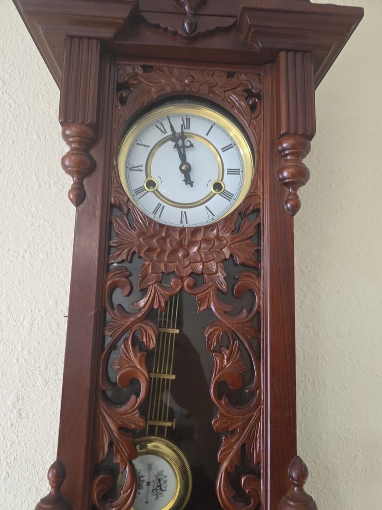 R&A Wind Up Movement Wood & Glass Pendulum Wall Clock Fully Functional