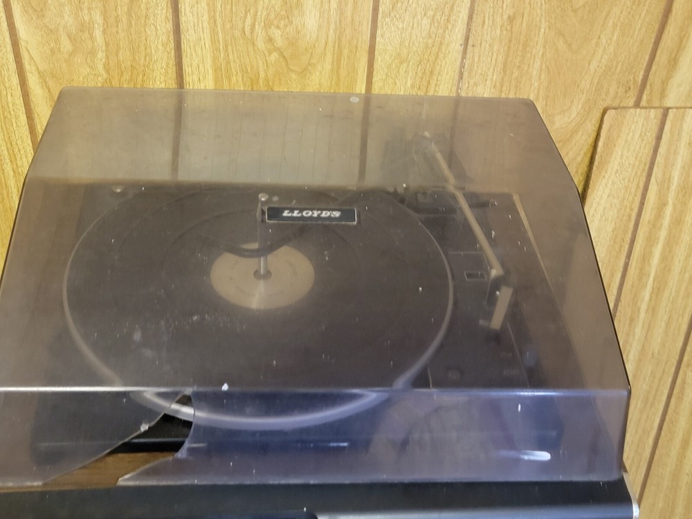lloyds record player