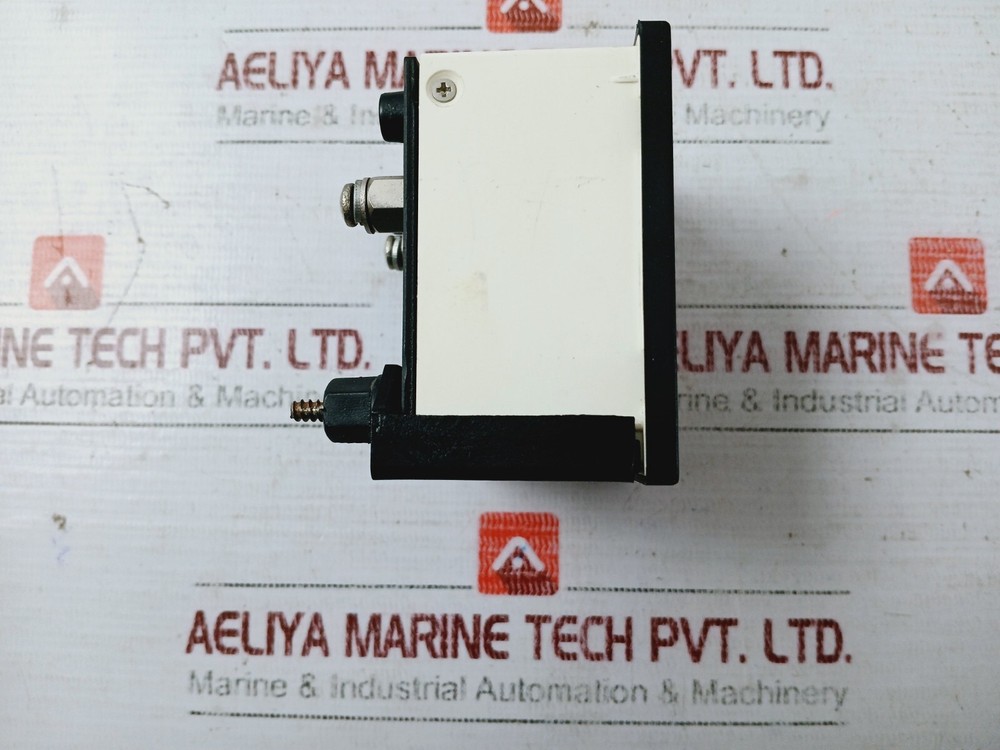 Meco M72 Analog Voltmeter 0-100V 1KOHM/V