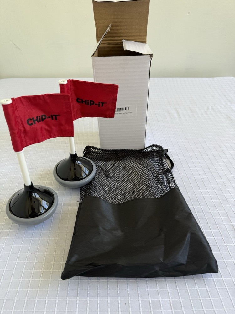 CHiP-iT Portable Golf Flags Set with Carry Bag, 2 Pieces