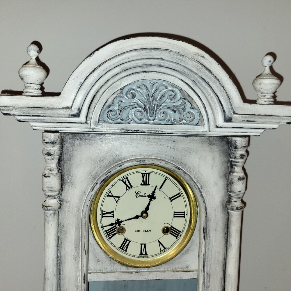 VINTAGE CENTURION 35 DAY WALL CLOCK. Untested, no Key.