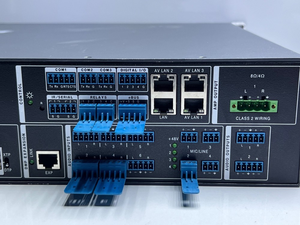Extron DTP Crosspoint 82 4K Digital Presentation Matrix
