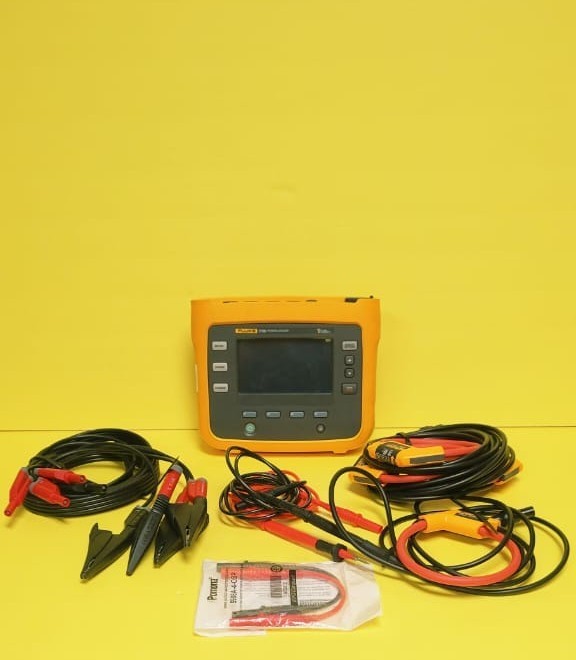 Fluke 1736 Three Phase Advanced Power Quality Logger Analyzer w/ Accessories