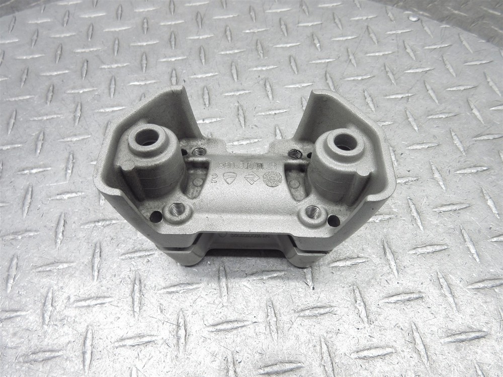 2013 12-14 Ducati Monster 696 Handlebar Riser Clamp Mount Upper Lower Bracket