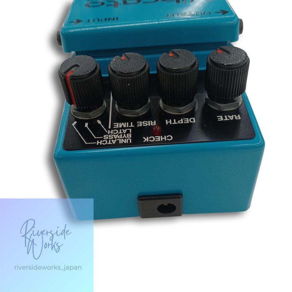 BOSS VB-2 Vibrato Effect Pedal Vintage Model JP