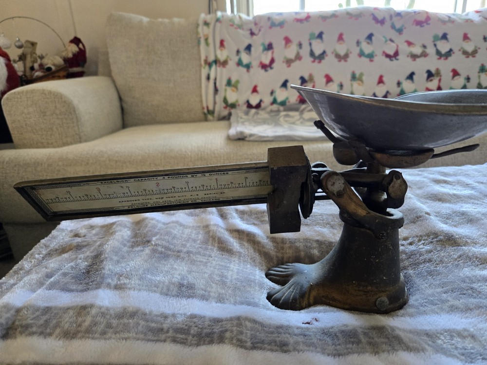 Antique Pelouze Scale
