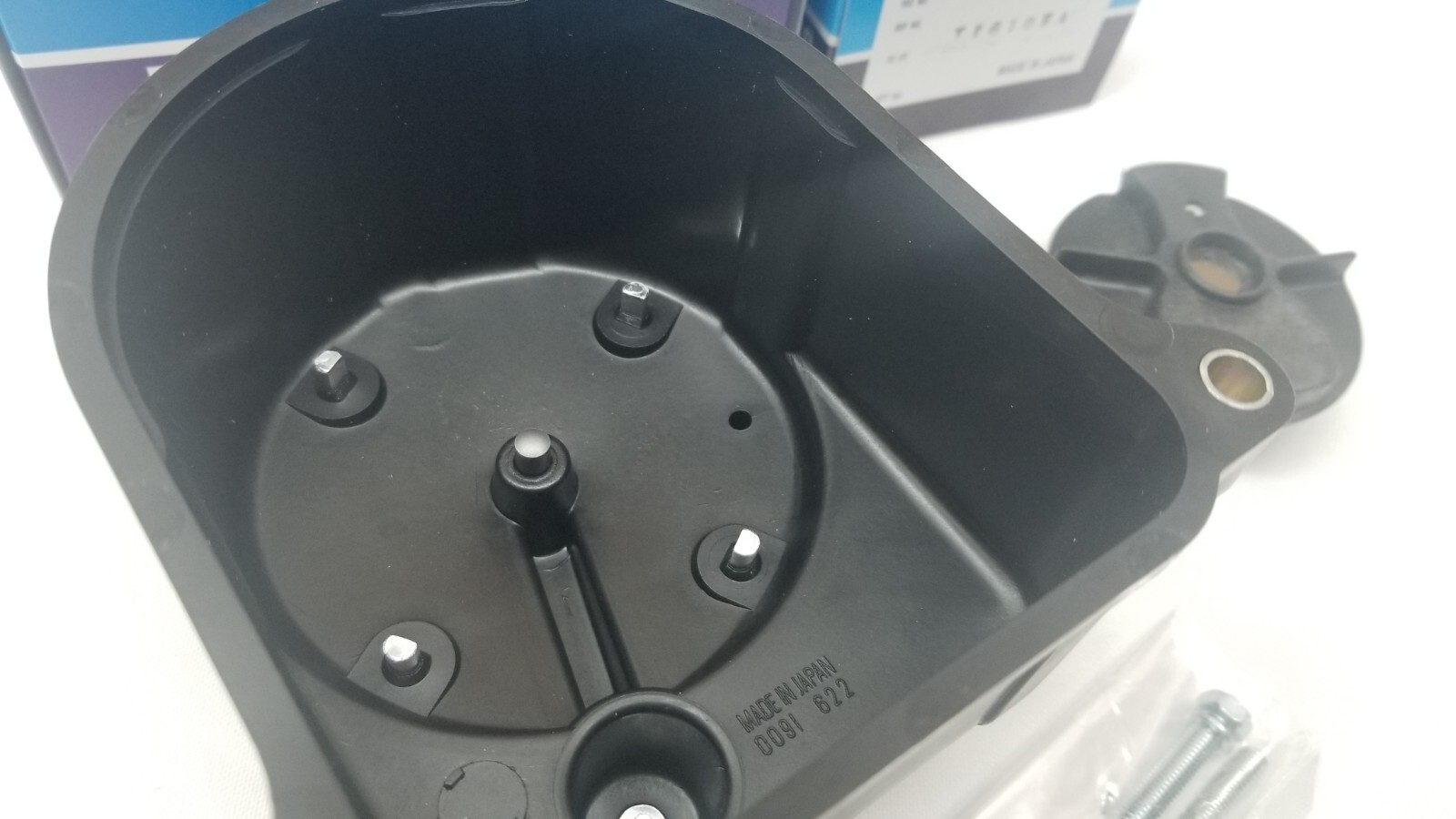 Distributor Cap YD622 + Rotor YR610EA Kit for Honda / Acura Accord Civic Integra