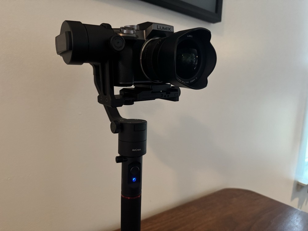 Moza AirCross Gimbal Kit with Thumb Controller