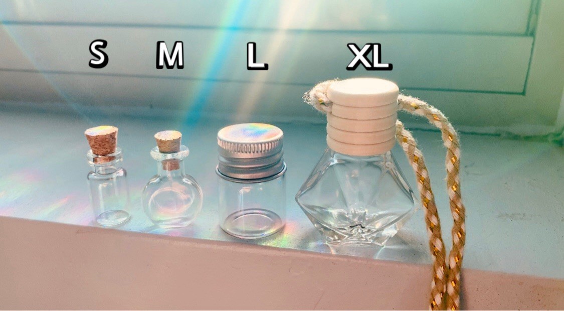 XL Glass Geometric Bottle With Screw-Top Lid and Rope for Hanging