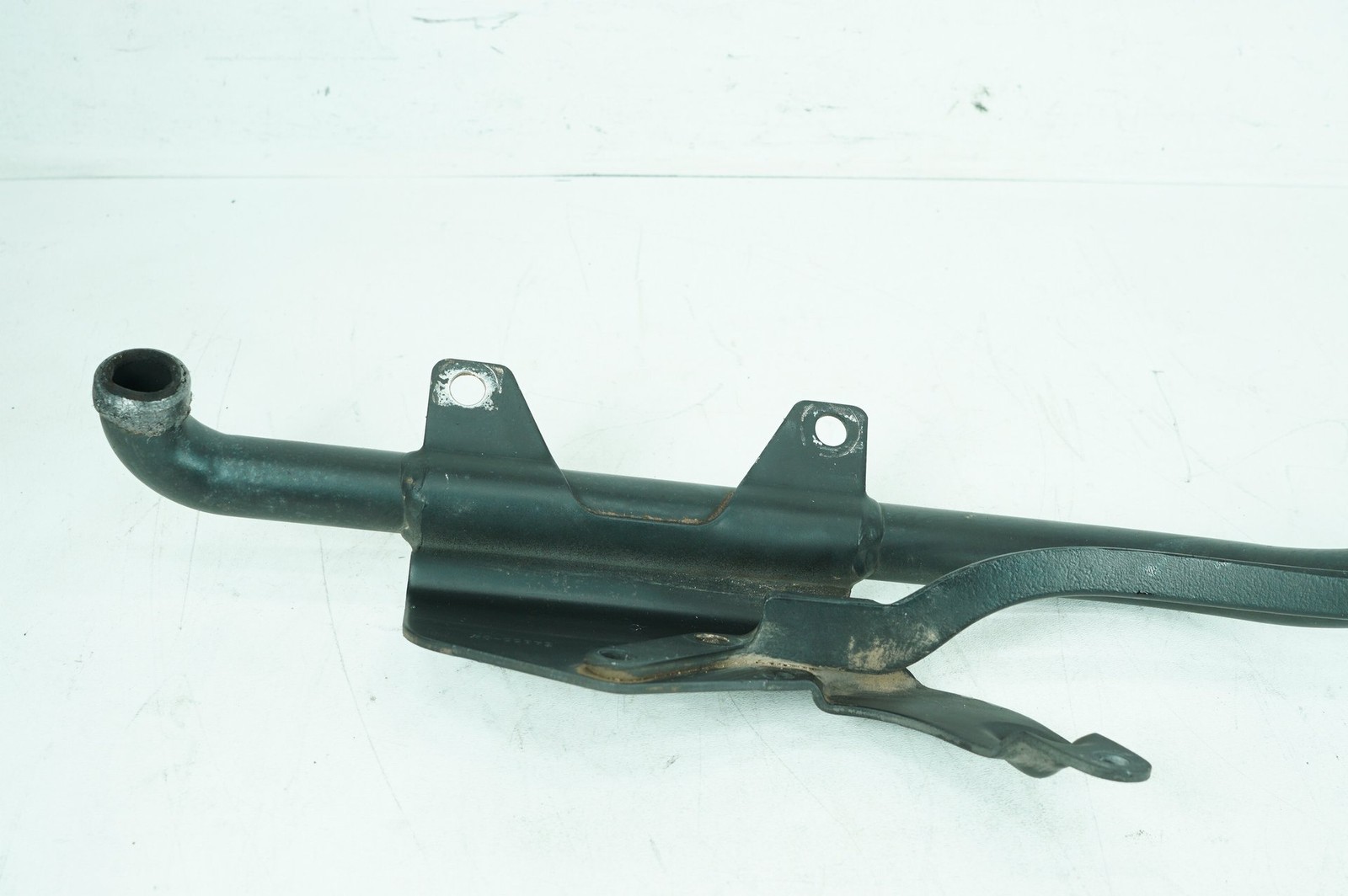 08 Harley Sportster XL1200 Low Exhaust Muffler Interconnect Bracket Support Bar