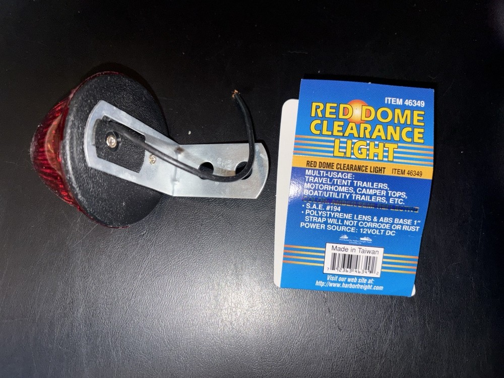 12 V Red Dome Clearance Light Visual Pack Use For Trailers , Camper Etc