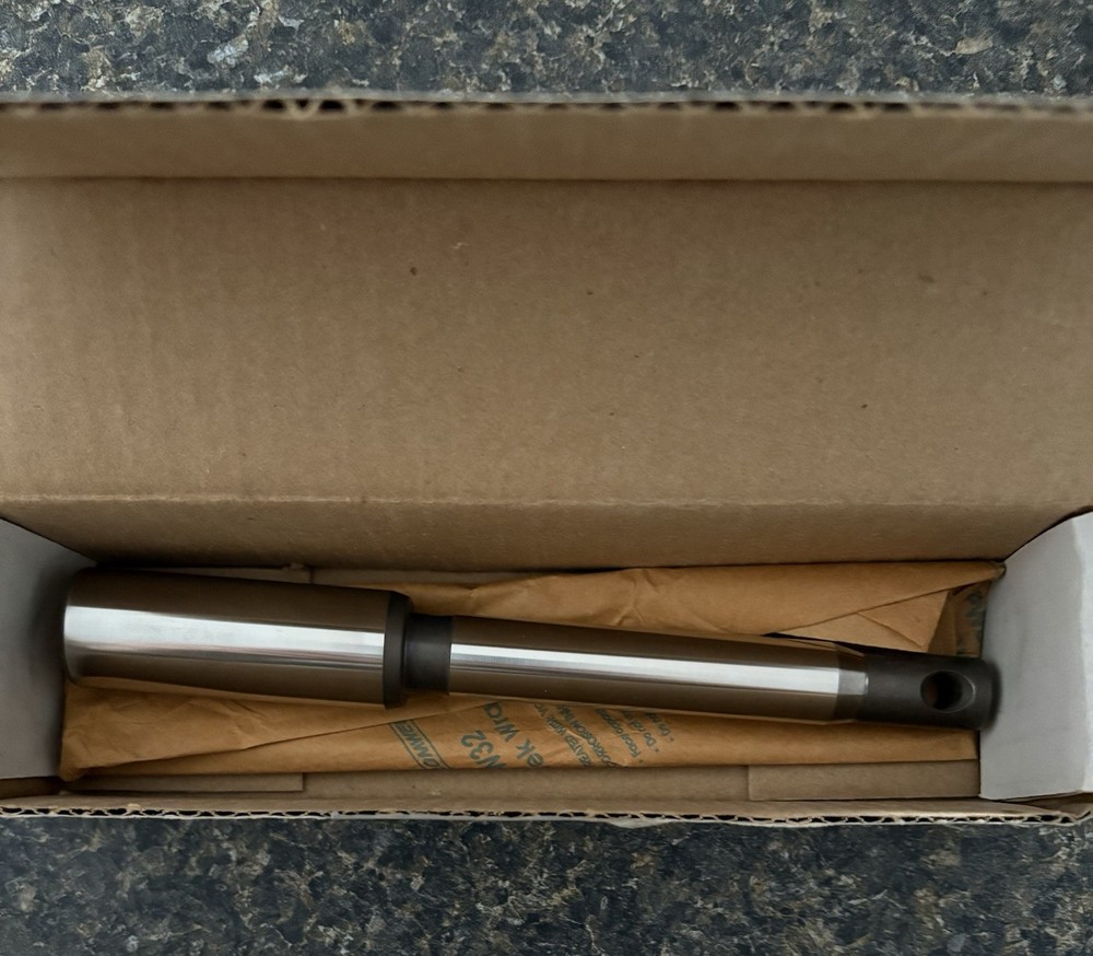 Titan 800-365A Piston