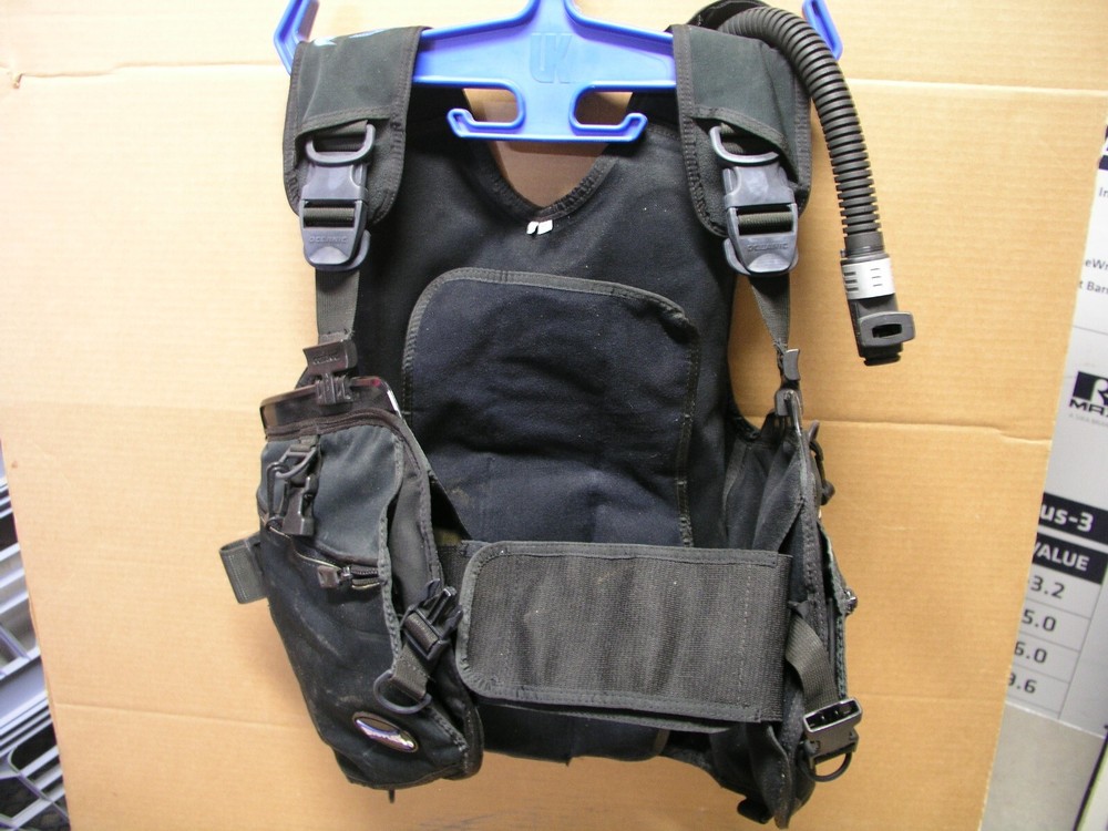 Oceanic Buoyancy Compensation Scuba Diving Vest-SMALL