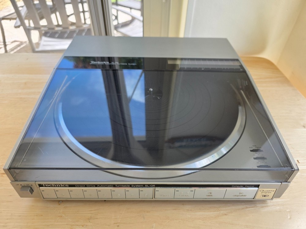 Technics SL-Q6 Direct Drive Automatic Programmable Quartz Turntable - Nice!