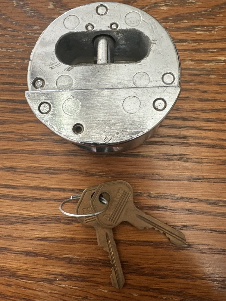 Master Lock 6271 Solid Body ProSeries Hidden Shackle Padlock