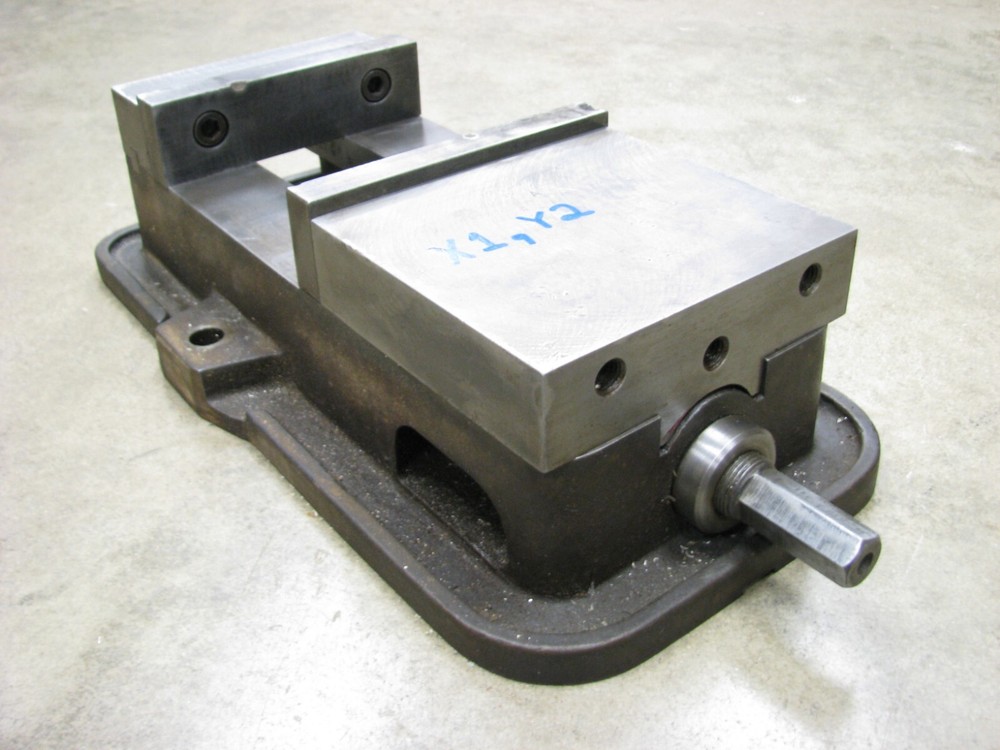 Kurt Type Angle Lock Mill Vise 6" Jaw Width