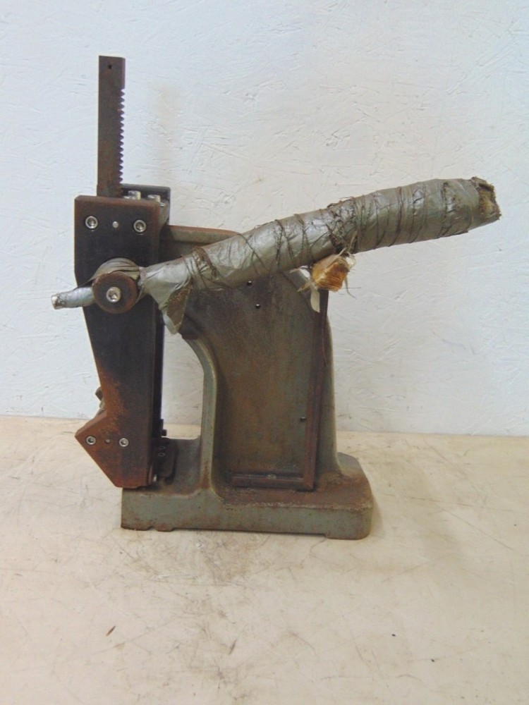 DAKE, ARBOR PRESS, NO. 0, 1-1/2 TON