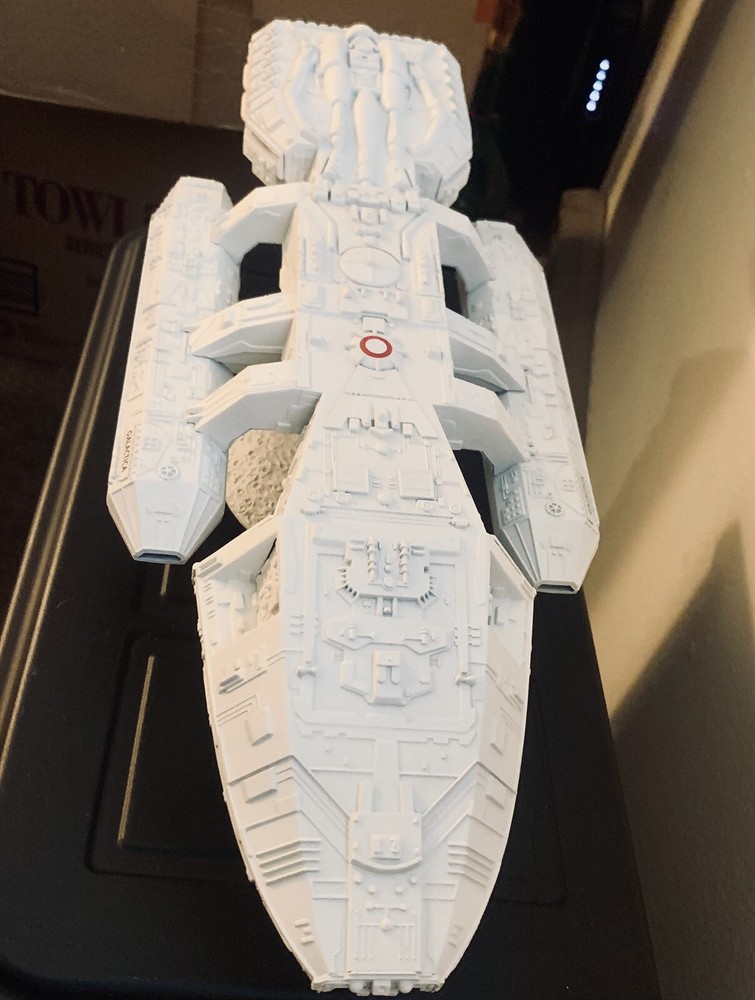Battlestar Galactica Authentic old style ship from 1978 , Built Model