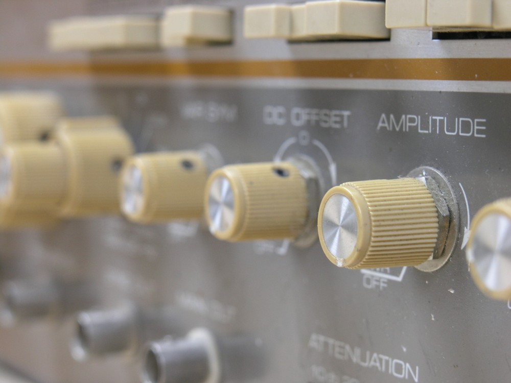 BK Precision Dynascan 3030 Sweep/ Function Generator