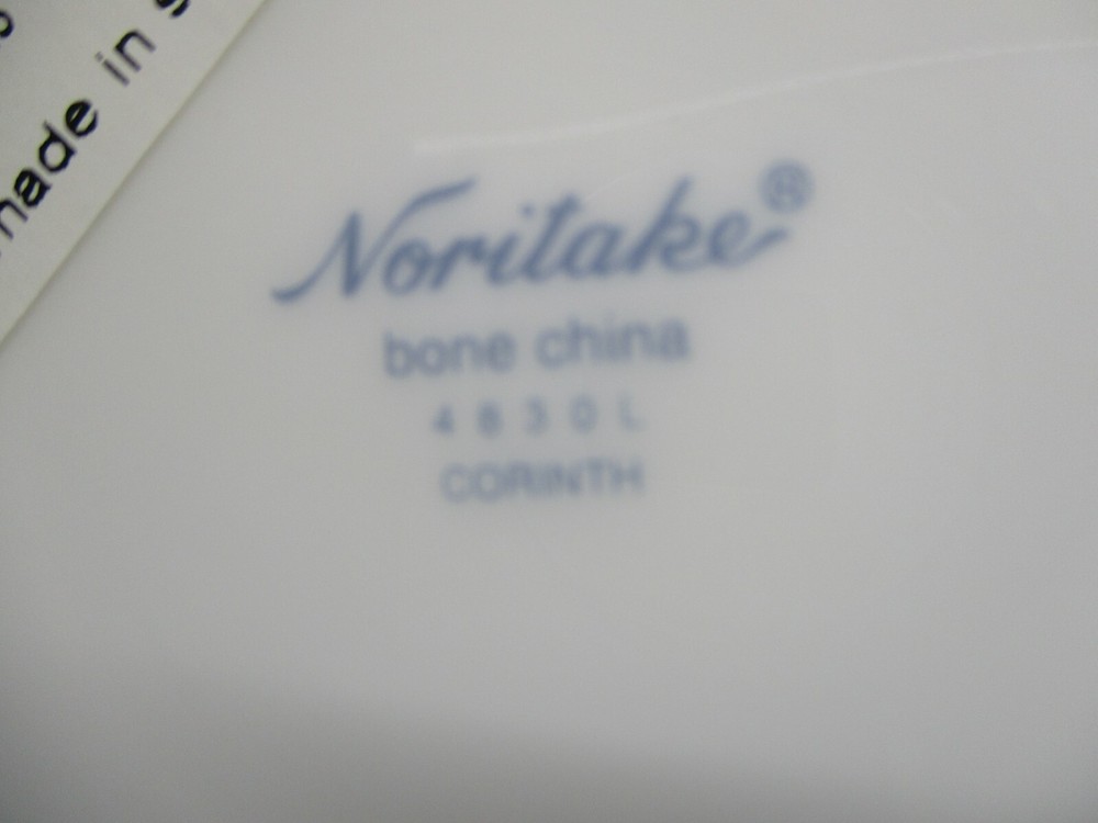 NORITAKE CORINTH SALAD PLATE - 8 1/4" 0302D