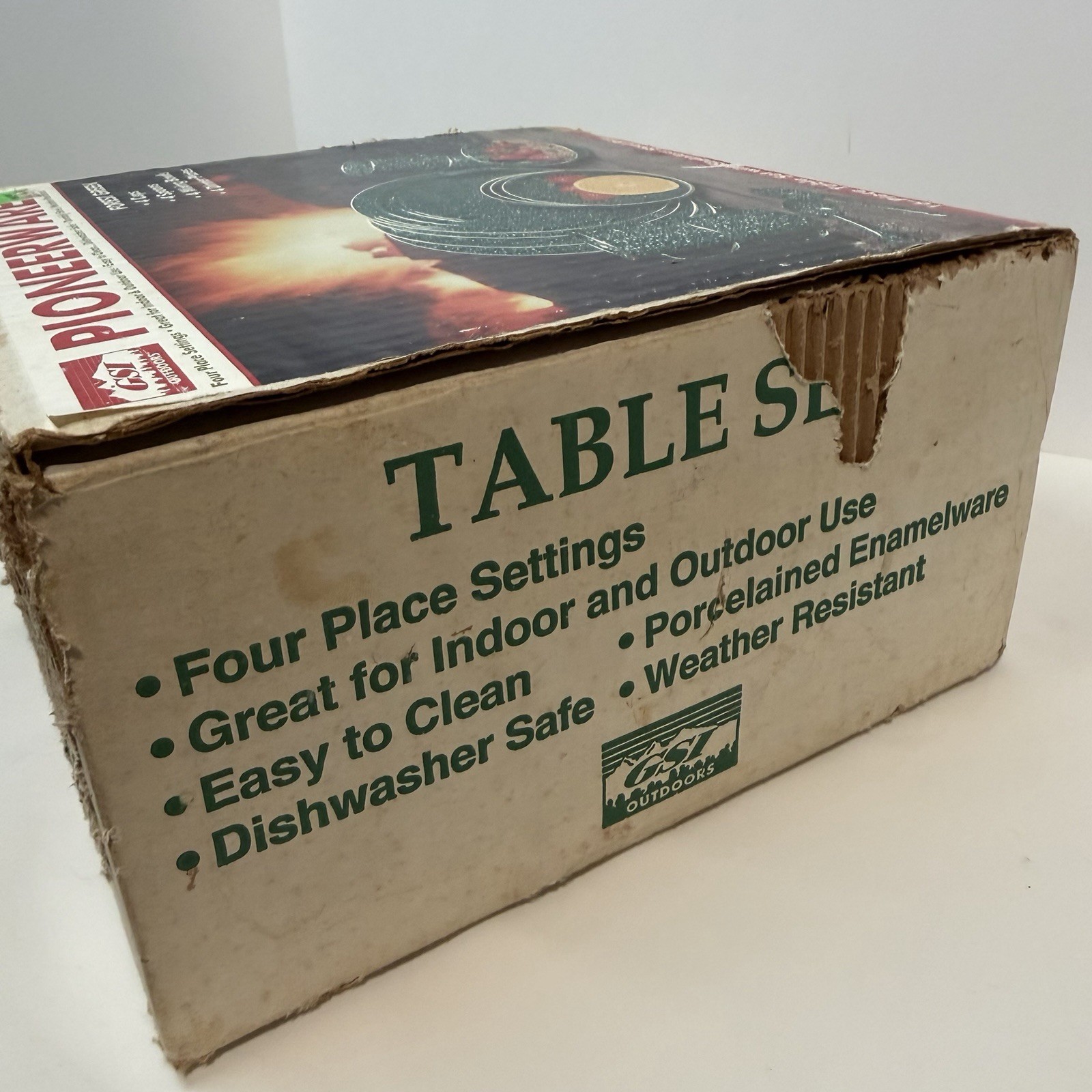 GSI Outdoors Pioneerware Enamelware Camping Dinnerware Set