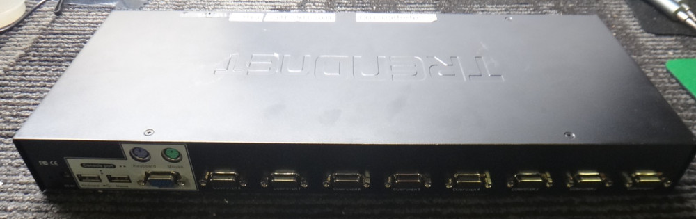 TRENDnet TK (TK803R) 8-Ports Rack-Mountable KVM switch