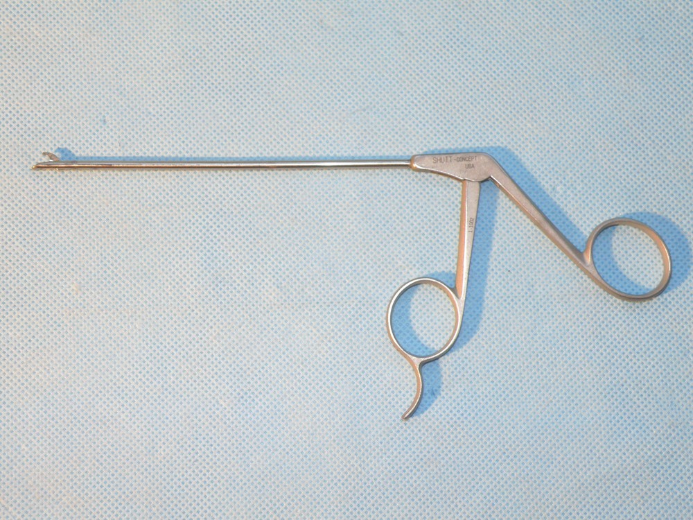 SHUTT Arthroscopy forceps straight 1.5mm punch, model 1.1002