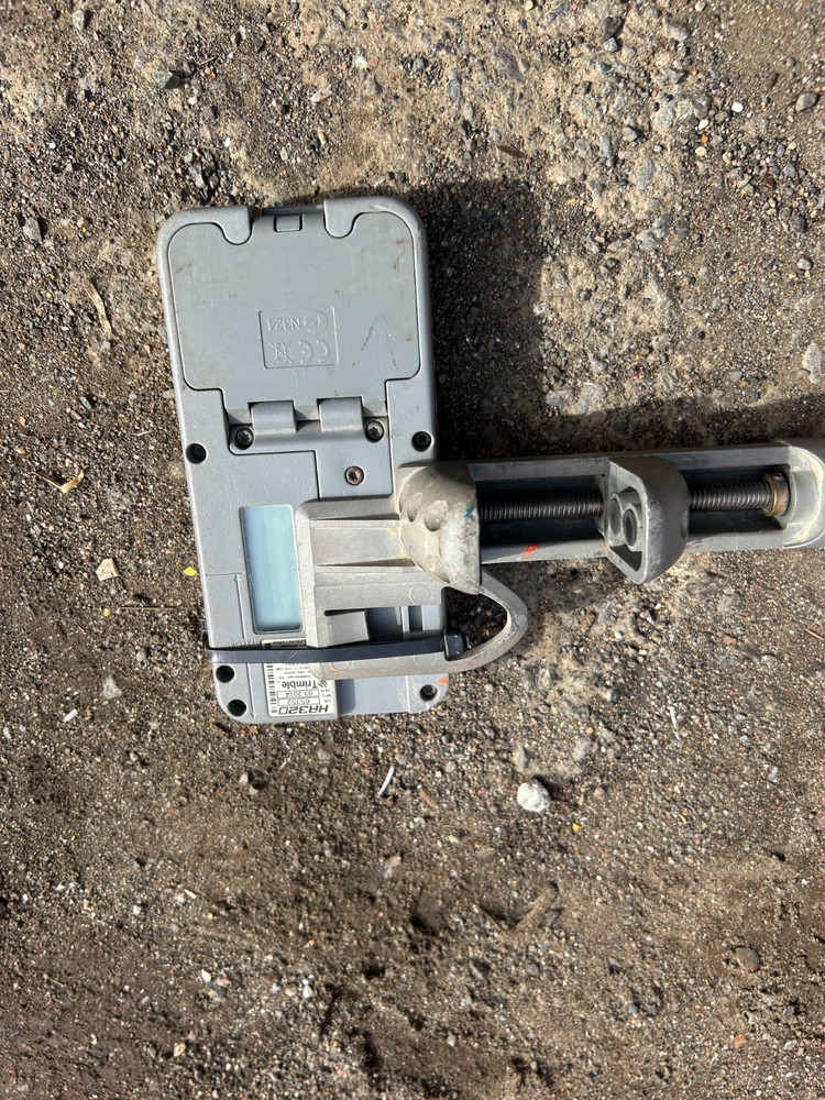 Spectra Precision Laser Receiver HR320 w/bracket
