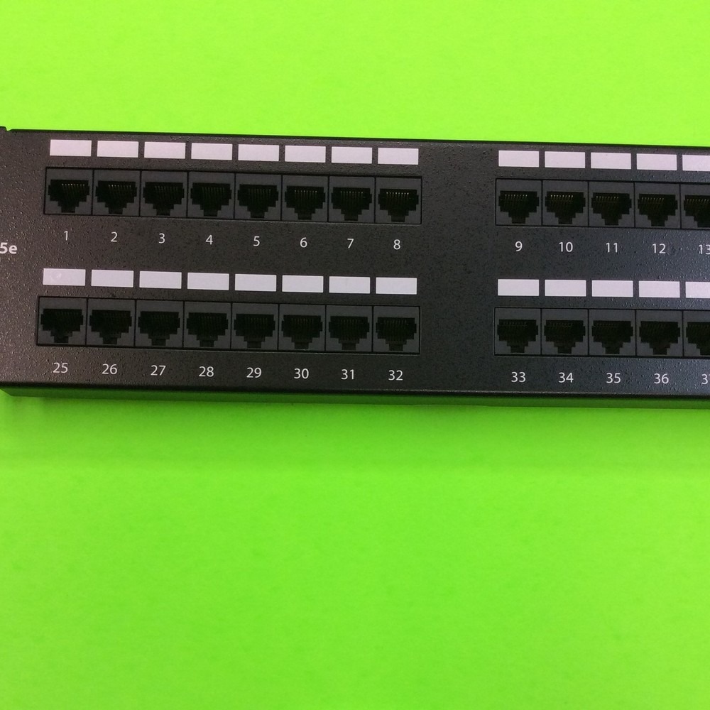 48 Port Rack Mount Cat Net Jack Array Part 87632145 Comm Circuit
