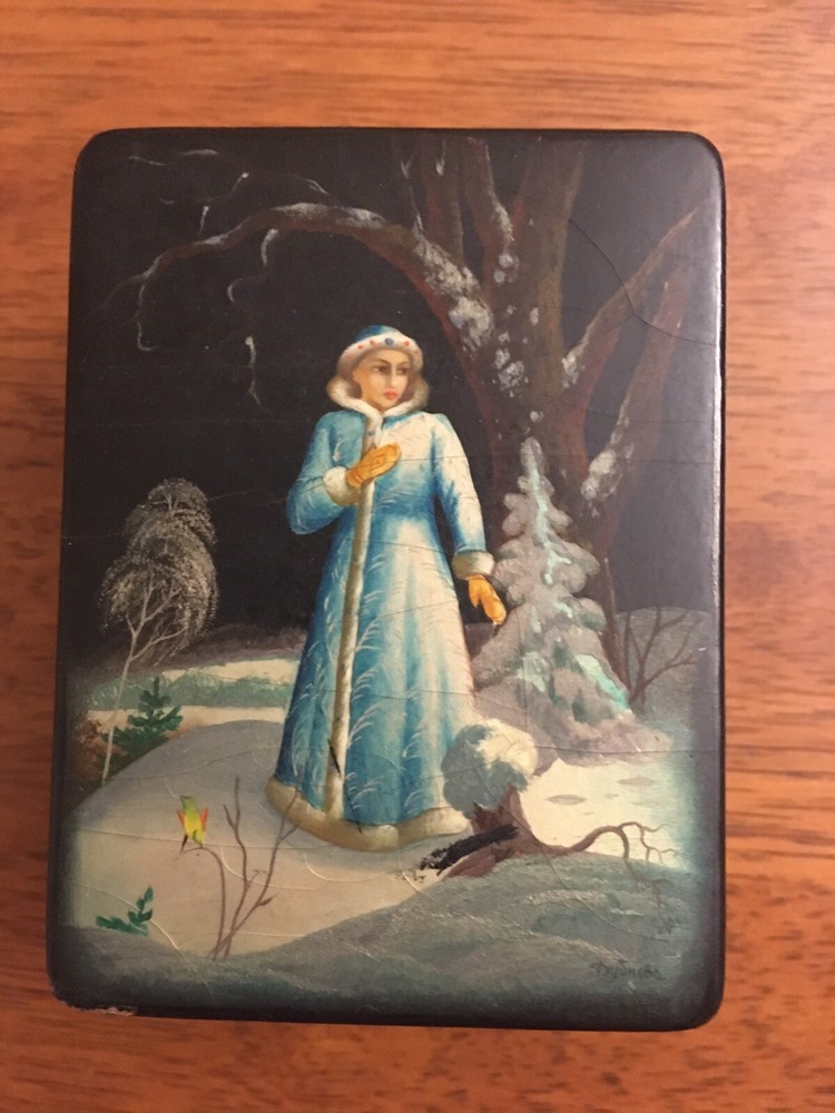 Russian Mache Lacquer Box Lady Nicely Done