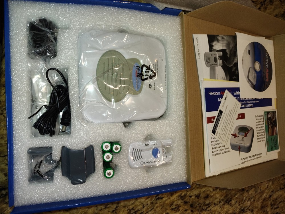 LogicMark Freedom Alert Fall w/ DECT Emergency Communicator ~ Model 35511
