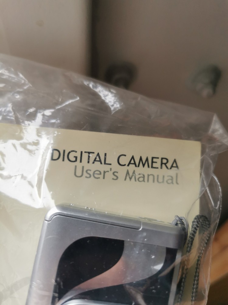 Premier DS-6067 6.0MP Compact Digital Camera Silver