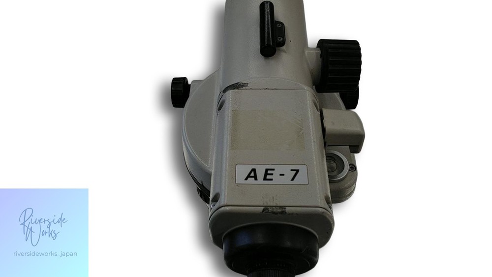 NIKON AE-7 Auto Level for Accurate Measurements