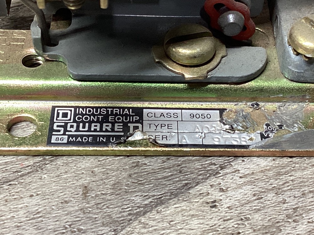 Square D 9050 A01 Ser A #107N24*SI