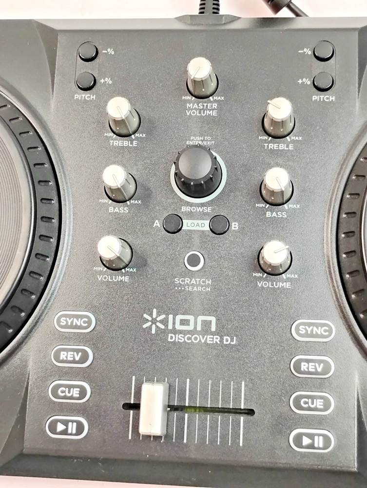 Ion Audio ICUE3 Discover DJ System USB Interface Black/Red for Computer Transfer