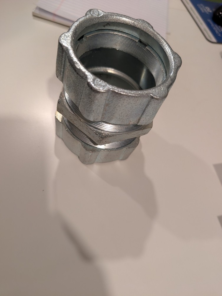2 1/2" rigid metal conduit malleable compression coupling