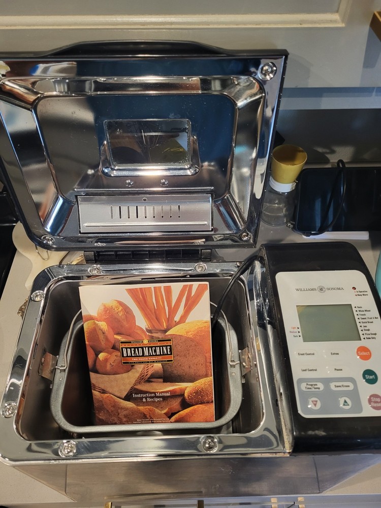 Williams-Sonoma Automatic Bread Maker~WS0401~For Charity