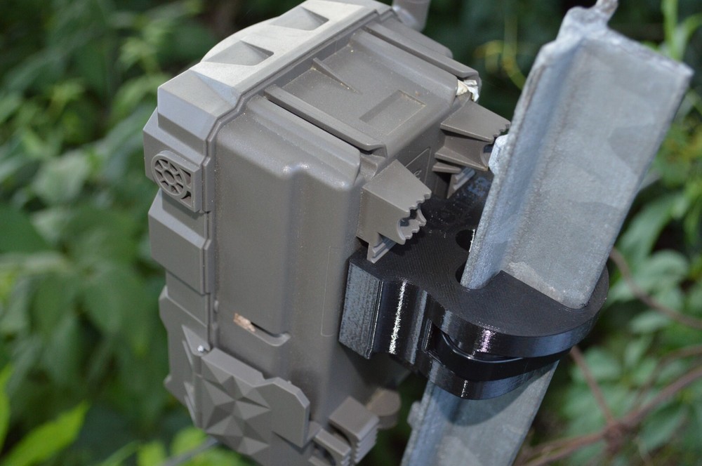 REVISED Tactacam Reveal X T-post mount