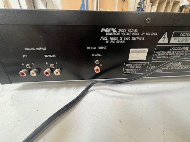 Denon DCM-520 Auto 5-Disc Loading PCM Audio Technology CD Changer