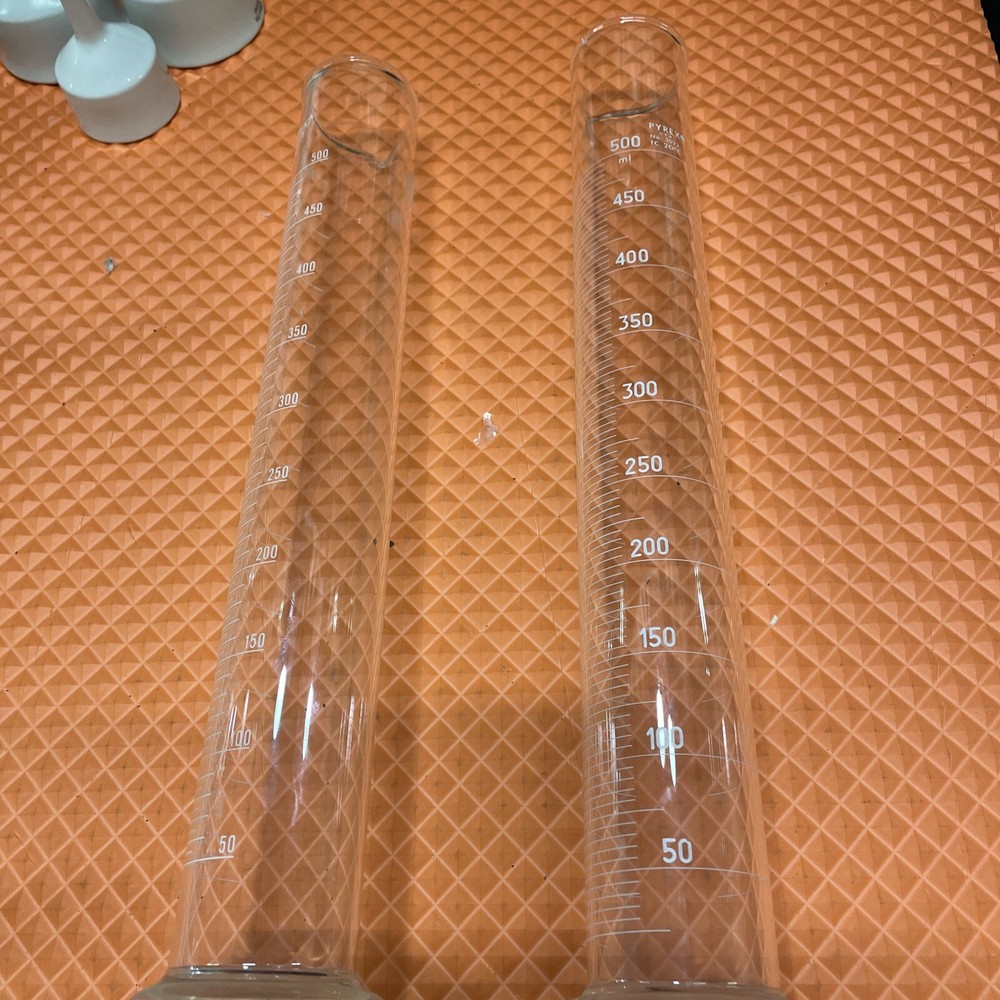 Pyrex 3022 500ml Graduated Cylinder
