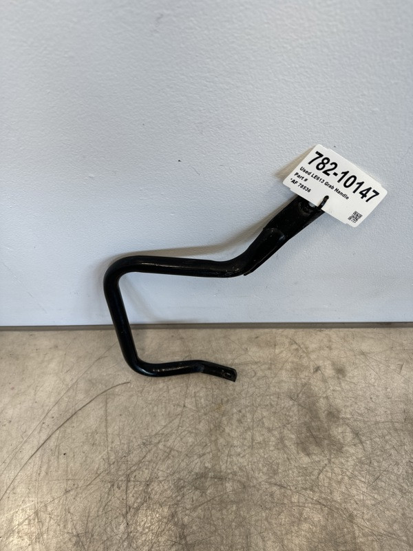 2000 Mack LE613 Grab Handle (782-10147)