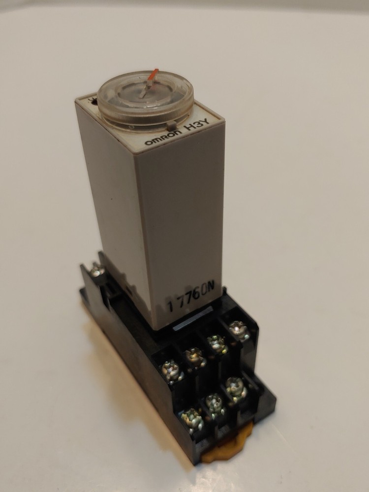 Omron H3Y Timer Time Relay with base PYF14A