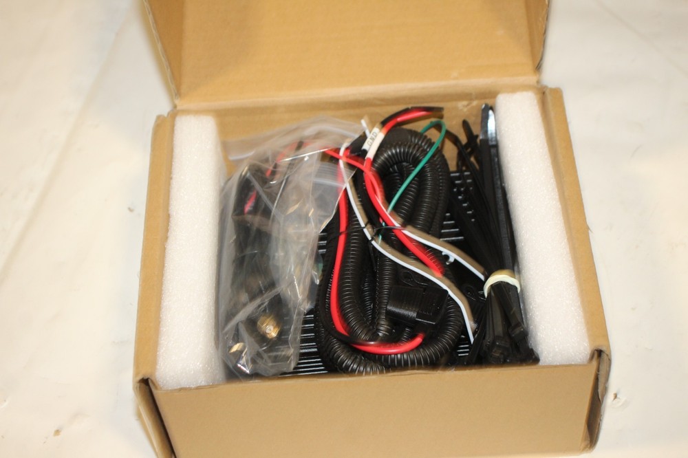 Netradyne Driver iHubx NDDVR-300 Camera Hub