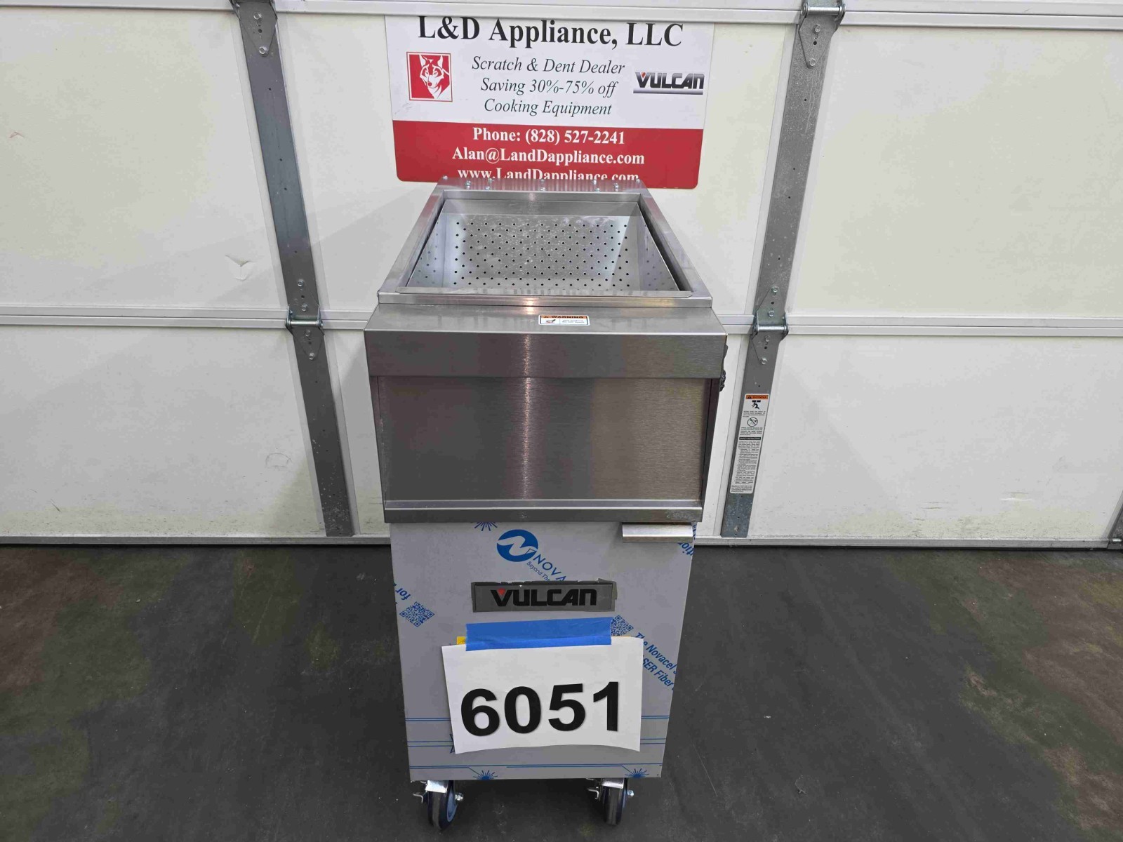 6051 New S/D Vulcan Frymate dump station Model: Frymate-VX15