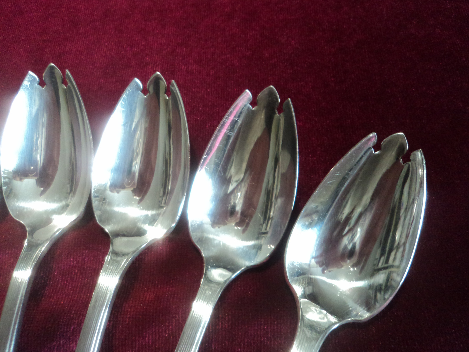 Silverplate Flatware Lot of 8 Ice Cream Forks Oneida Art Deco NOBLESSE 1930