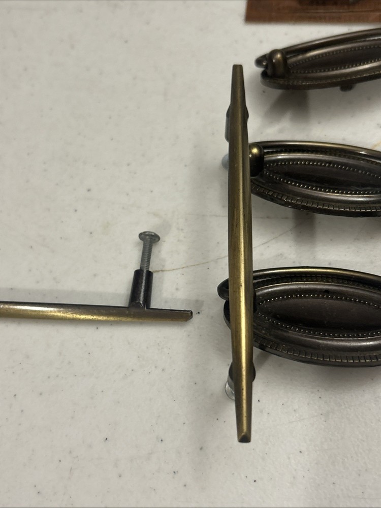 Misc Lot Of Amerock Drawer Pulls