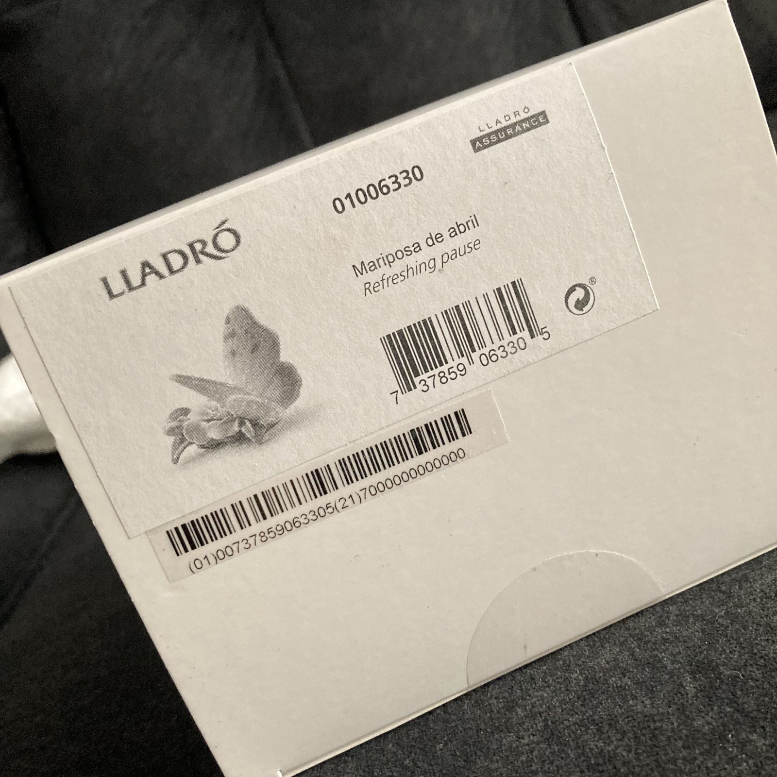 LLADRO Butterfly Figurine #06330 "Refreshing Pause" New in Box