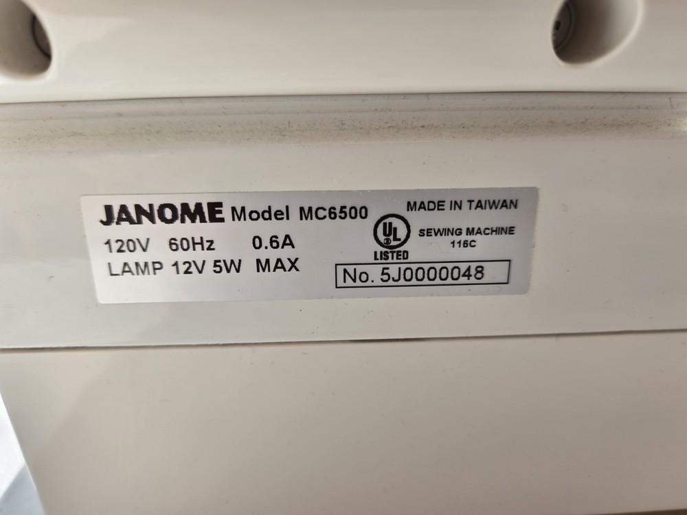 Janome Memory Craft 6500 Computerized Sewing Embroidery Professional Machine