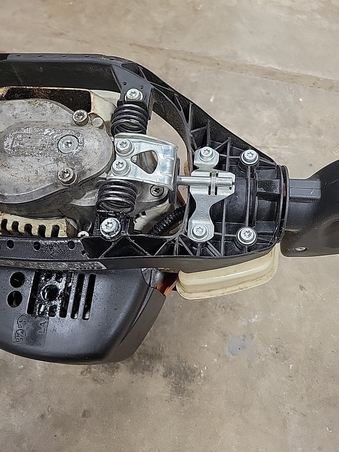 Stihl HS 81R Gas Powered Hedger * Pre-owned* FREE SHIPPING