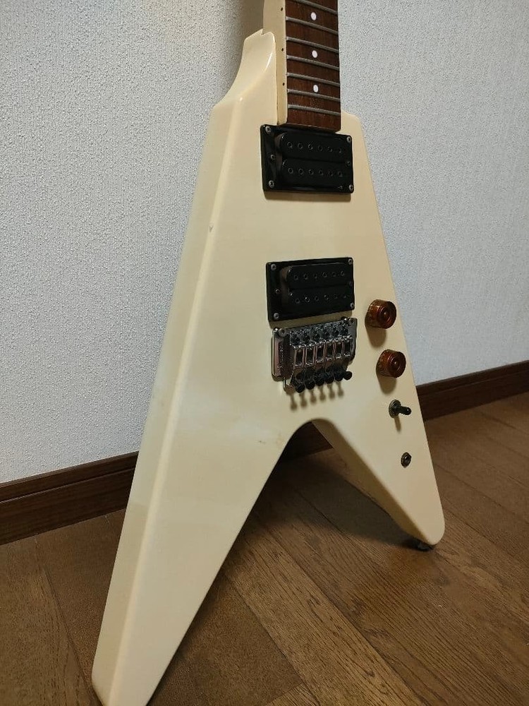 Fernandes Bsv-60 Flying V Vintage